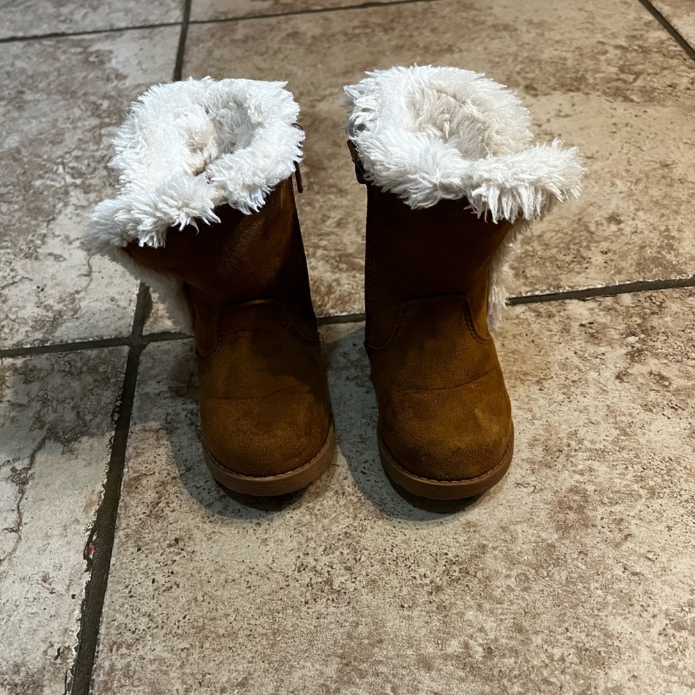 Baby girl boots
